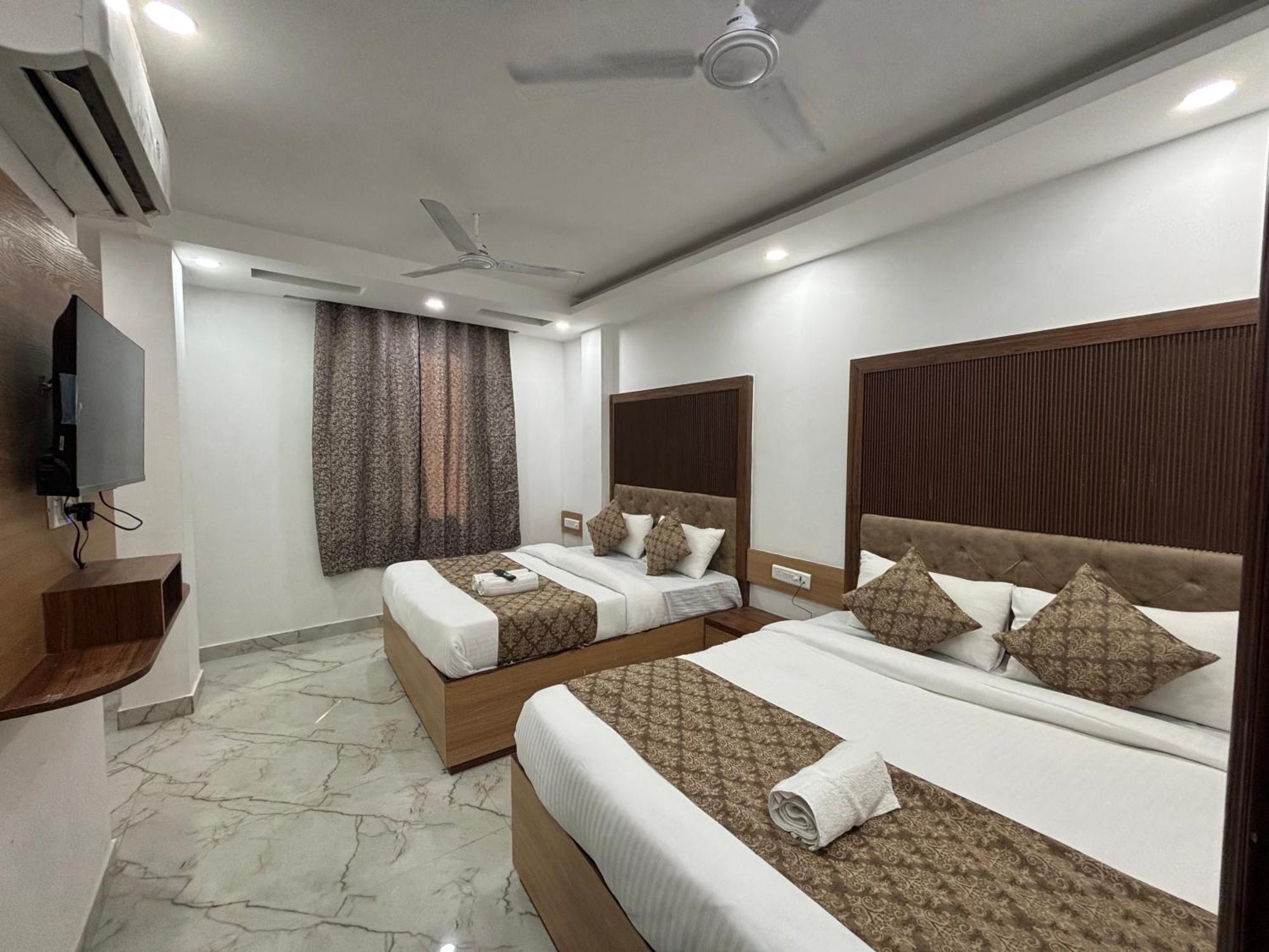 Cg Internationl By Sweet Guest House New Delhi Ngoại thất bức ảnh