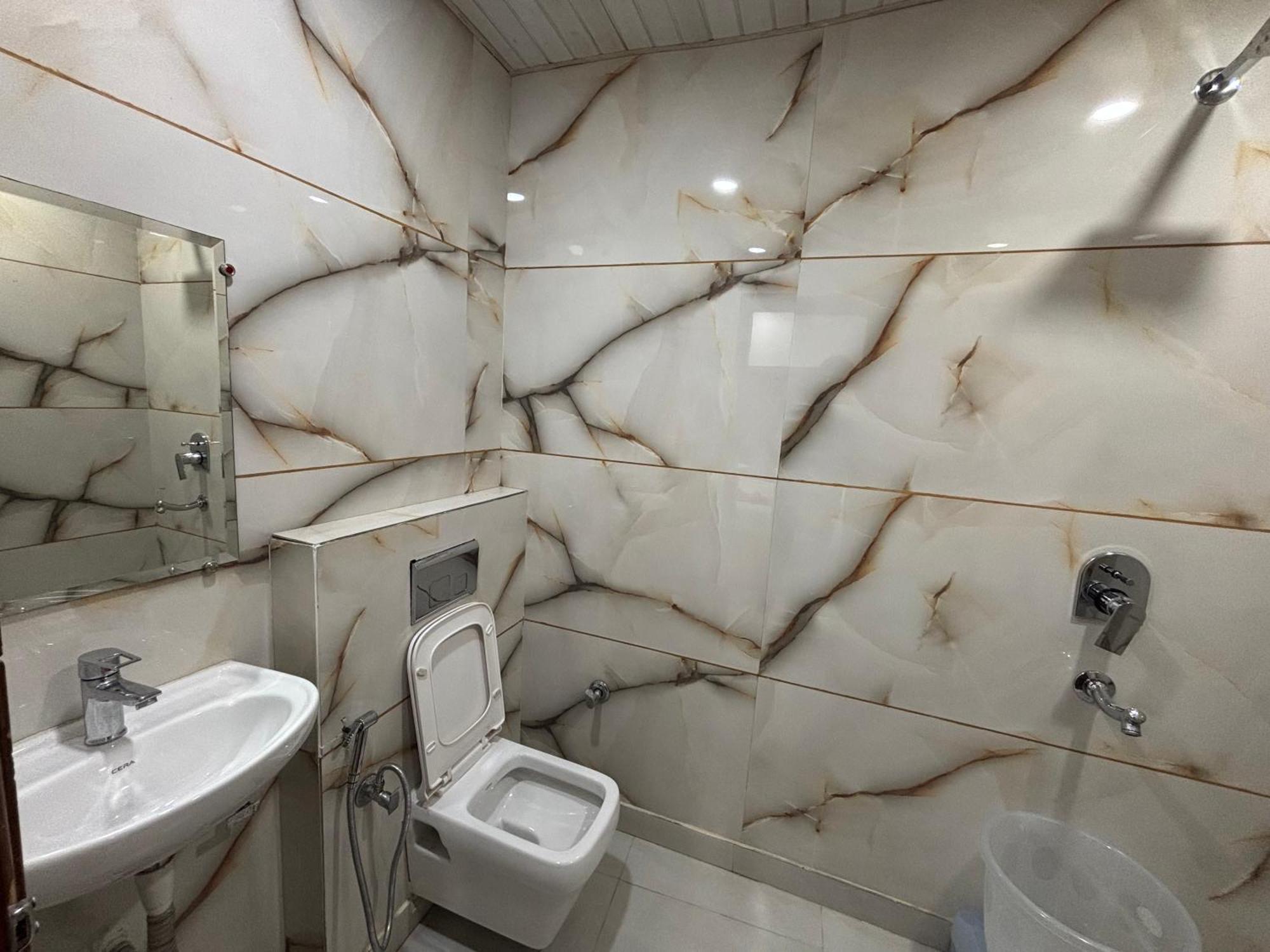 Cg Internationl By Sweet Guest House New Delhi Ngoại thất bức ảnh