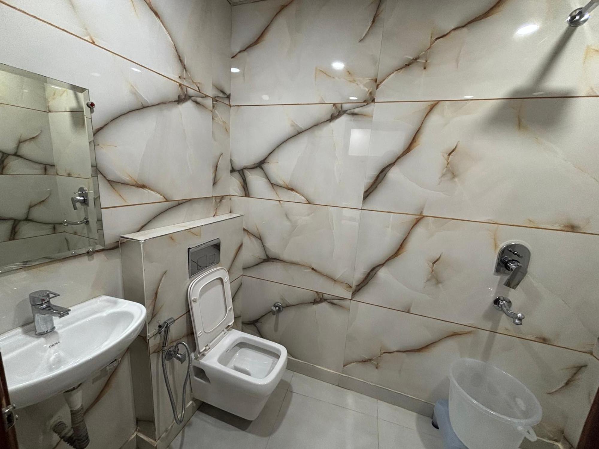 Cg Internationl By Sweet Guest House New Delhi Ngoại thất bức ảnh