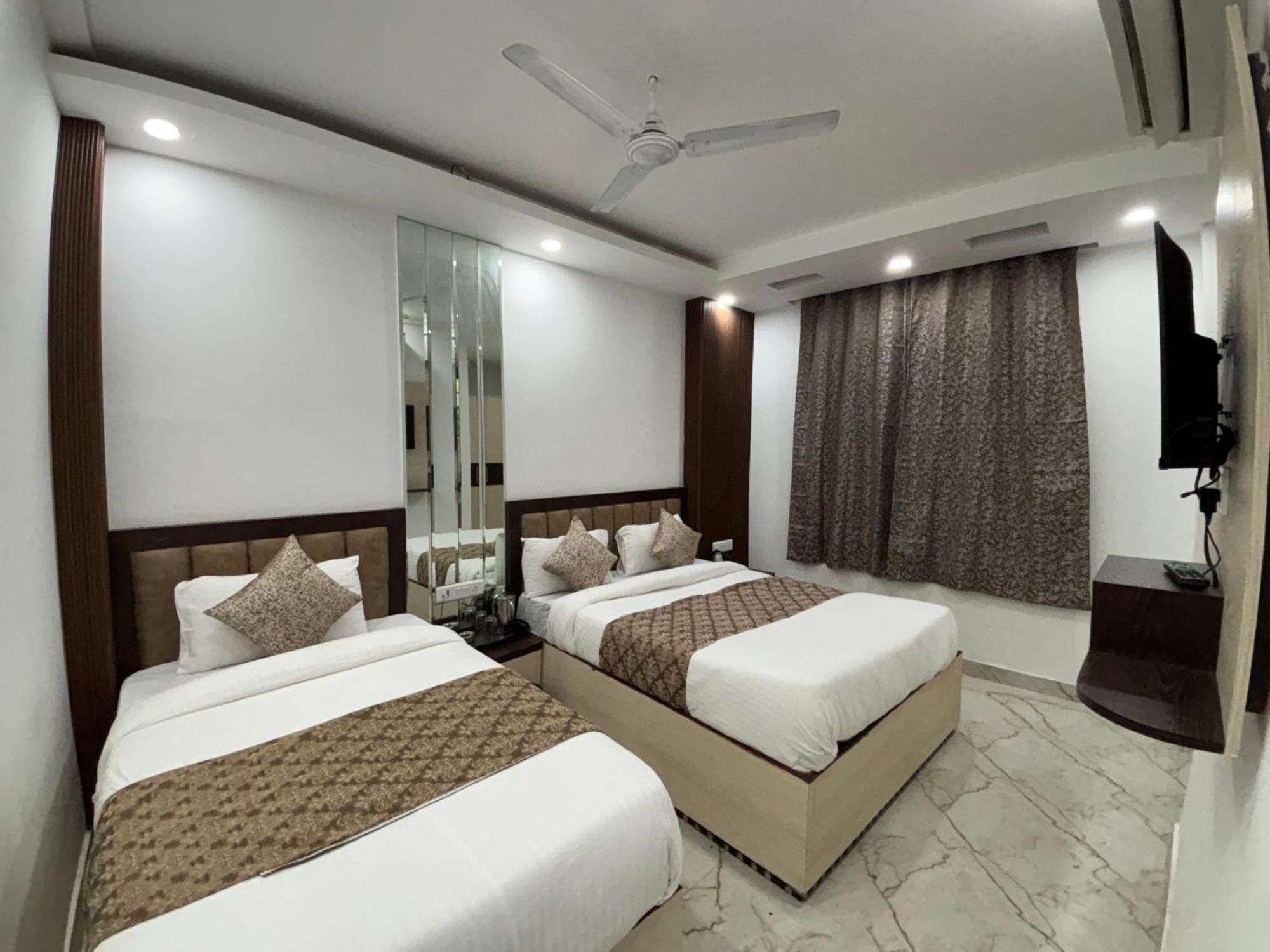 Cg Internationl By Sweet Guest House New Delhi Ngoại thất bức ảnh